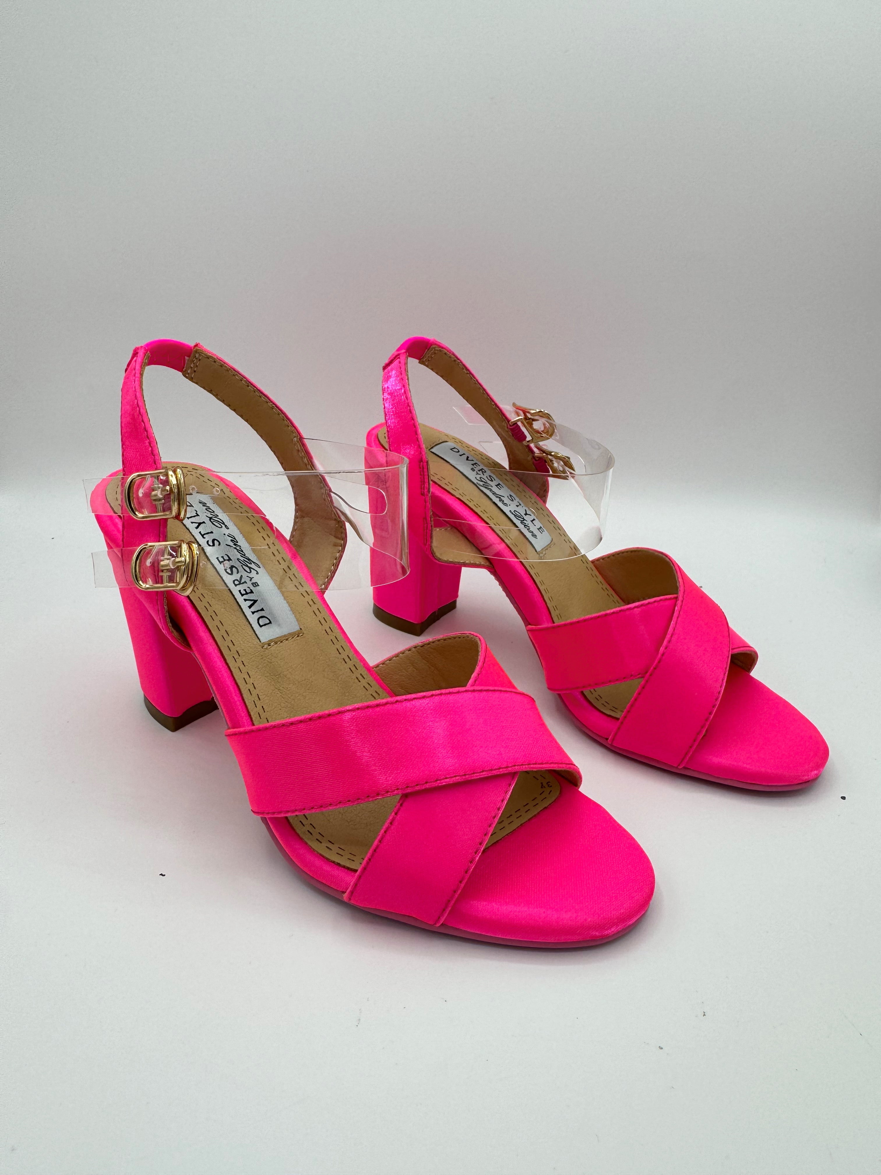 UNM 2025 Opening Number Shoe Low Chunky Heel